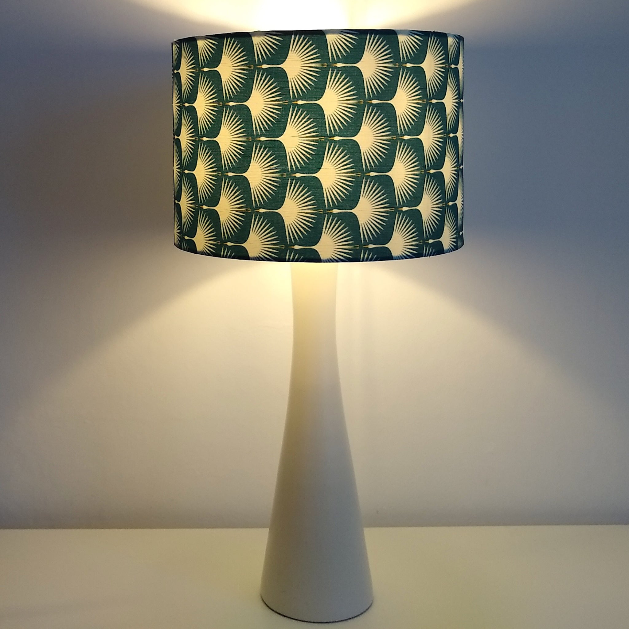 SWANS WHITE/TEAL GREEN EAST SMALL SCALE DRUM LAMPSHADE