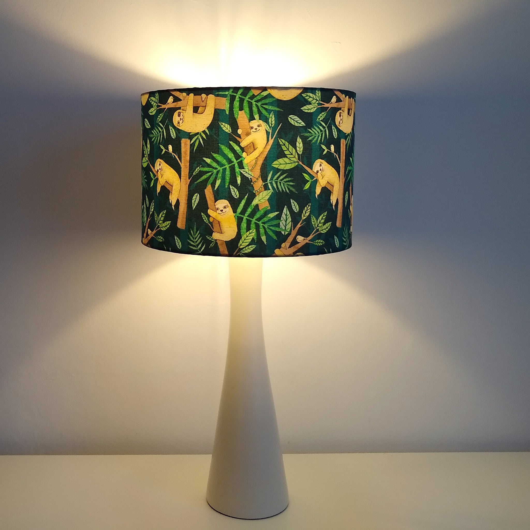 SLOTHS CHILLING GREEN/BAMBOO DRUM LAMPSHADE