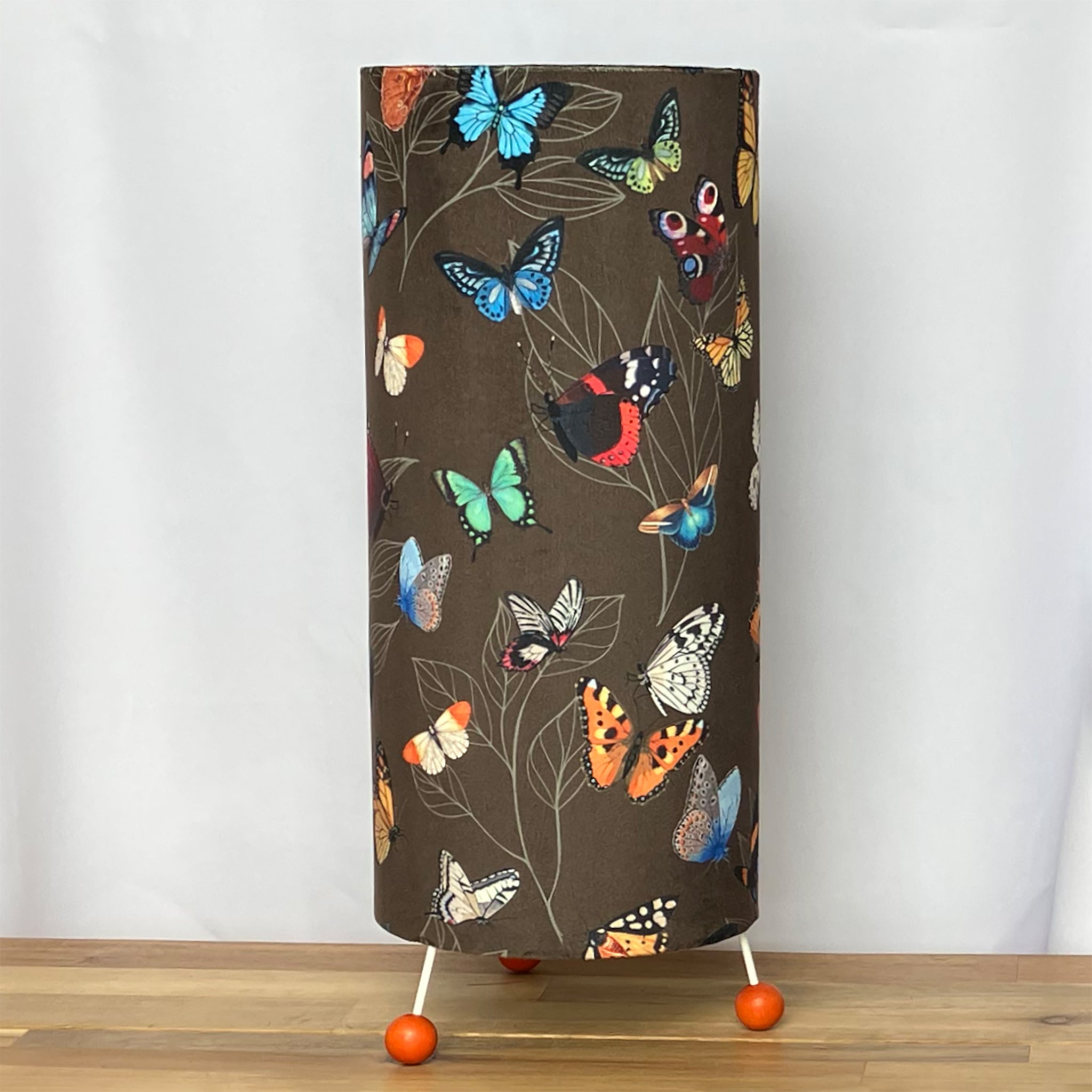 BUTTERFLIES SIENNA LEAVES TABLE LAMP