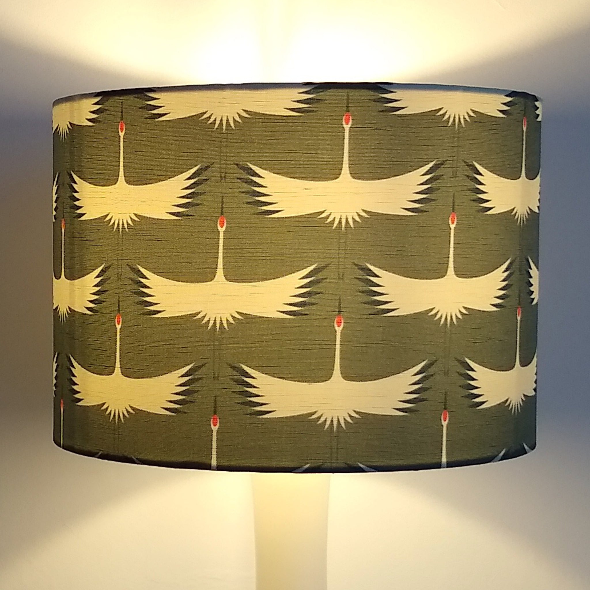 CRANES WHITE/OLIVE GREEN NORTH DRUM LAMPSHADE